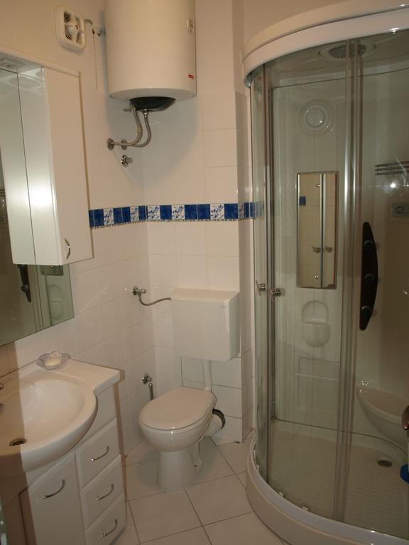 Hill House Marija Apartment Komiza Ngoại thất bức ảnh