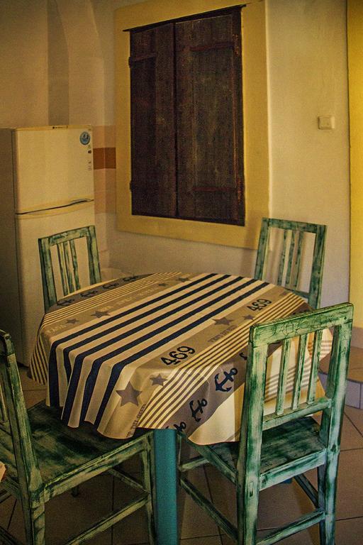 Hill House Marija Apartment Komiza Ngoại thất bức ảnh