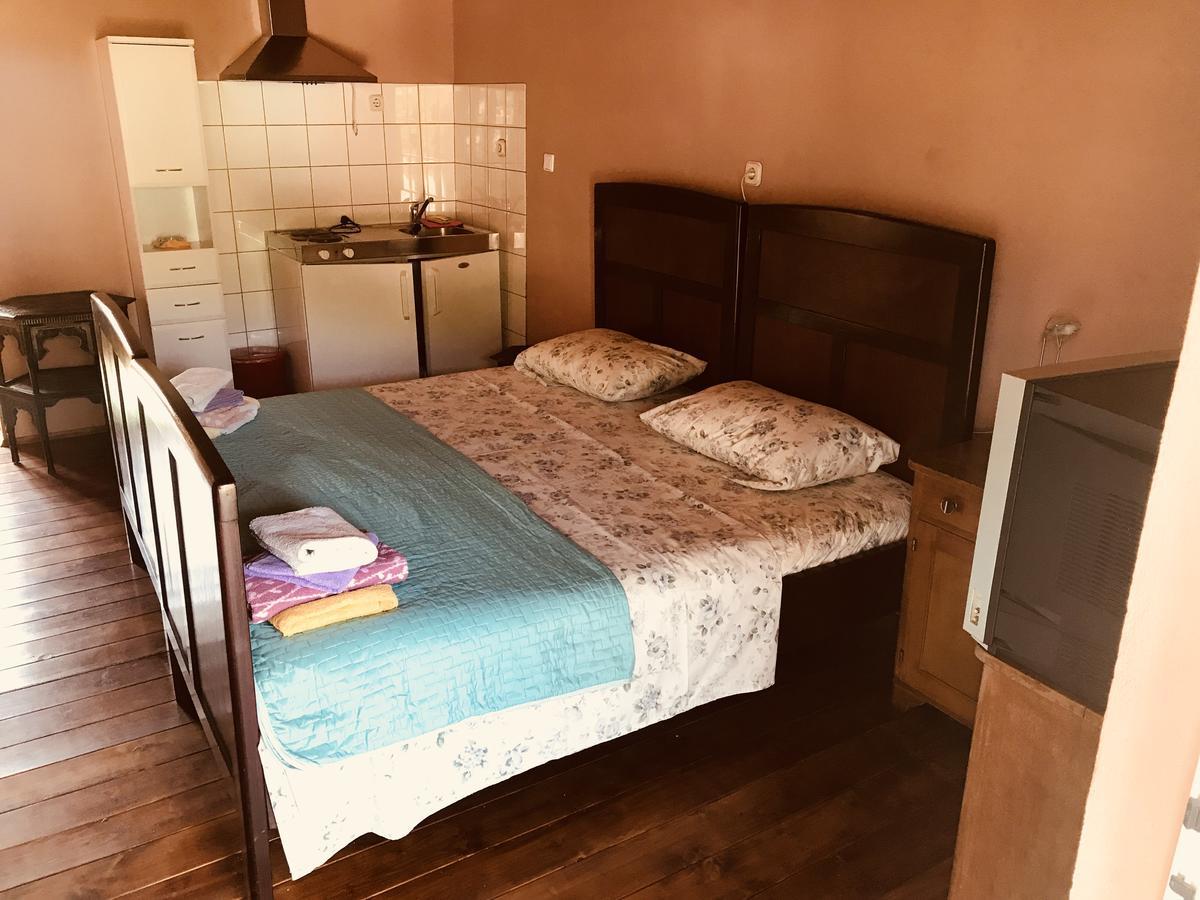 Hill House Marija Apartment Komiza Ngoại thất bức ảnh