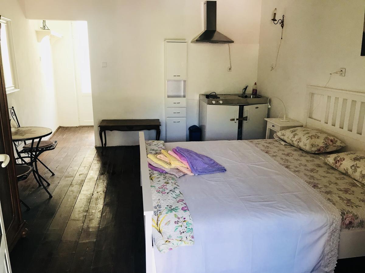 Hill House Marija Apartment Komiza Ngoại thất bức ảnh