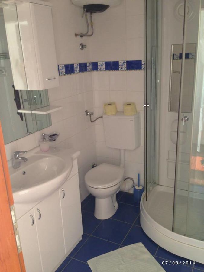 Hill House Marija Apartment Komiza Ngoại thất bức ảnh